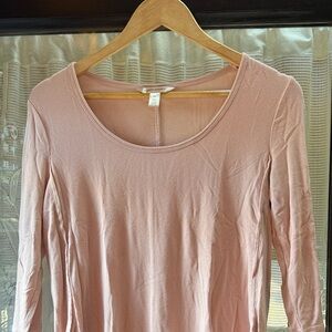 EUC! Banana Republic Blush 3/4 Sleeve Tee